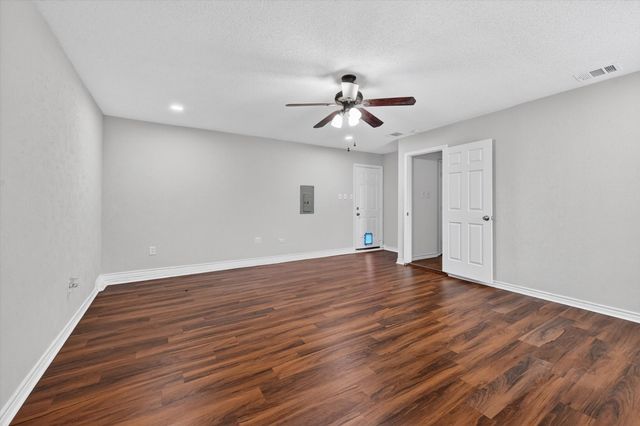 9017 Millwood Drive, Rowlett, TX 75088
