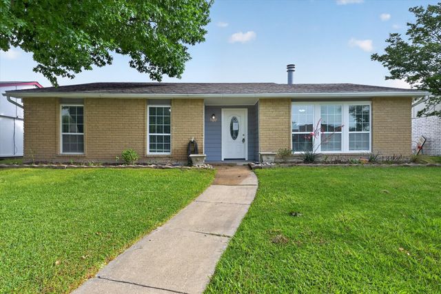 9017 Millwood Drive, Rowlett, TX 75088