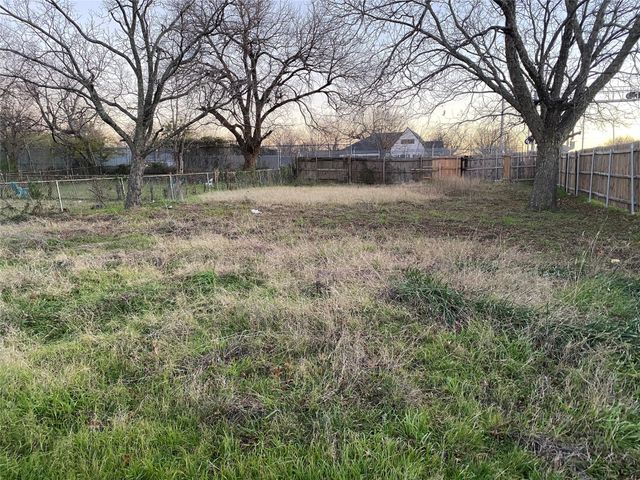 7002 Red Bud Drive, Dallas, TX 75227