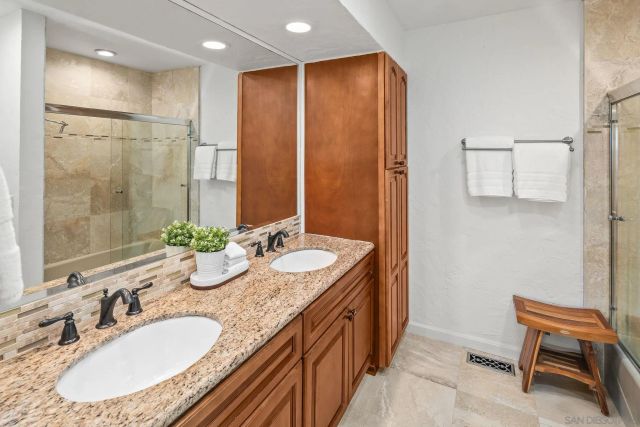 29509 Hoxie Ranch Rd, Vista, CA 92084