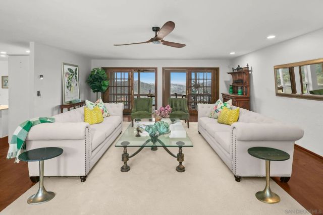 29509 Hoxie Ranch Rd, Vista, CA 92084