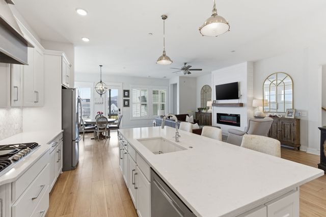 2215 Broadway St, Nolensville, TN 37135