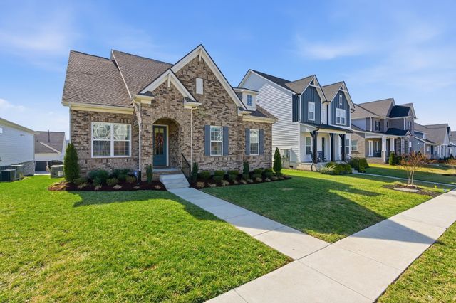 2215 Broadway St, Nolensville, TN 37135