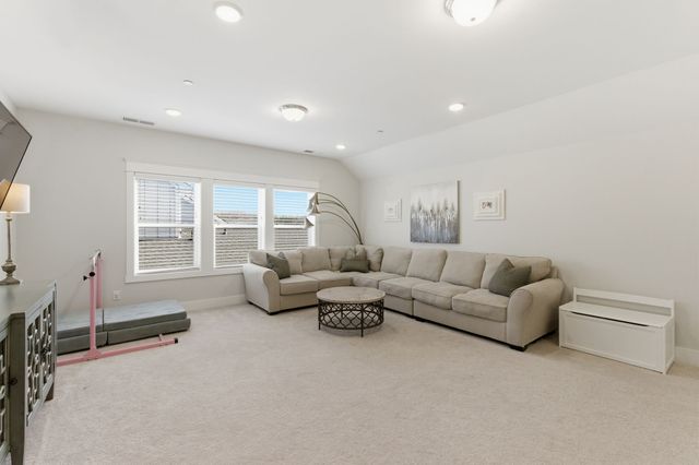 2215 Broadway St, Nolensville, TN 37135