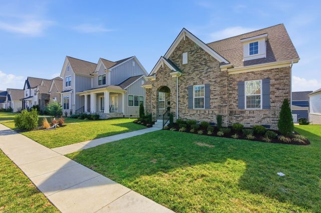 2215 Broadway St, Nolensville, TN 37135