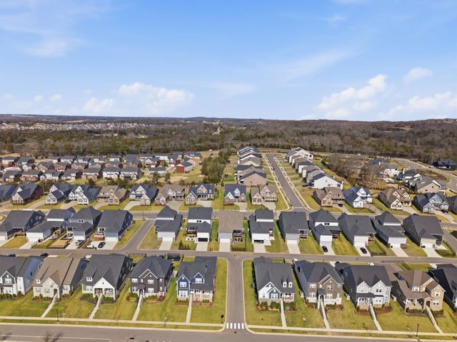 2215 Broadway St, Nolensville, TN 37135