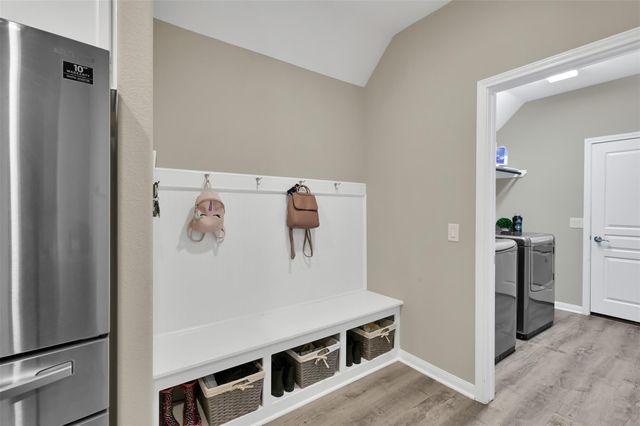 24203 Rocky Brook Falls, Tomball, TX 77375