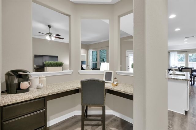 24203 Rocky Brook Falls, Tomball, TX 77375