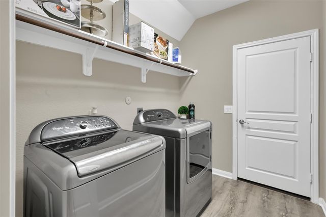 24203 Rocky Brook Falls, Tomball, TX 77375