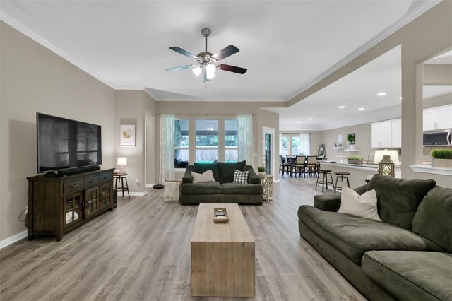 24203 Rocky Brook Falls, Tomball, TX 77375