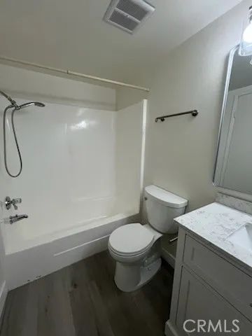 3000 E Via Siena, Anaheim, CA 92806