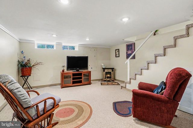 2446 BROOKWOOD ST, Harrisburg, PA 17104