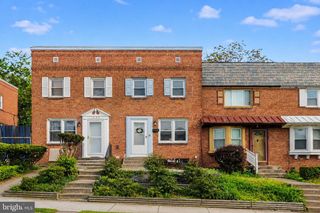 2446 BROOKWOOD ST, Harrisburg, PA 17104