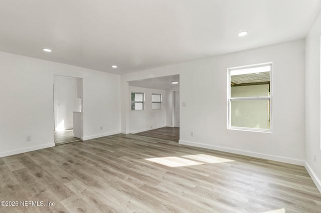 3033 W 15TH Street, Jacksonville, FL 32254