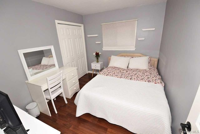 50 Croley Street, Huntington, NY 11743