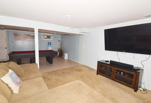 50 Croley Street, Huntington, NY 11743