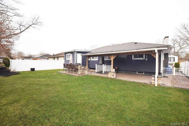 50 Croley Street, Huntington, NY 11743