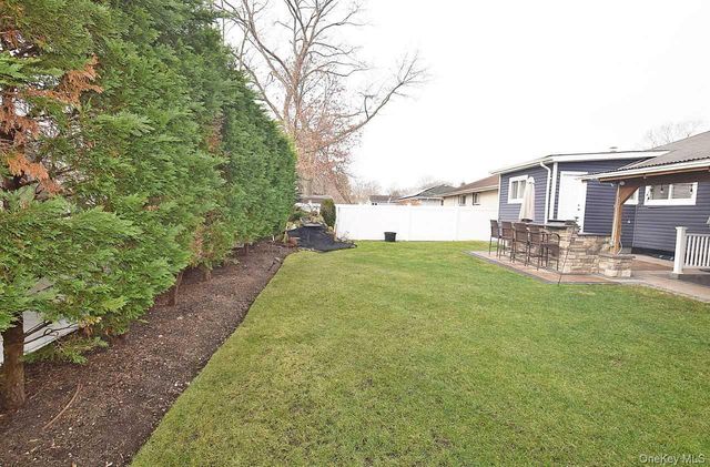 50 Croley Street, Huntington, NY 11743