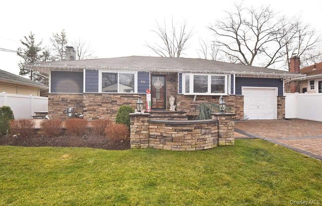 50 Croley Street, Huntington, NY 11743