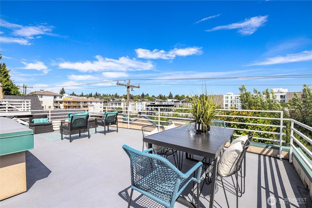 3661 Albion Place N #5, Seattle, WA 98103