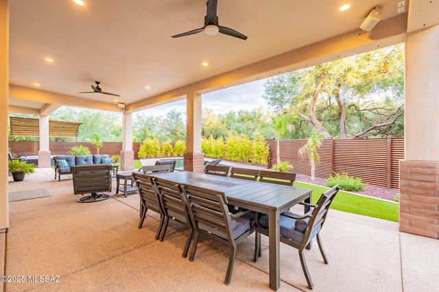 2920 N Old Fort Lowell Court, Tucson, AZ 85712