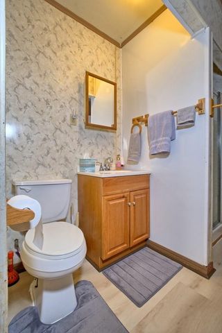 400 Hickory Hill Drive, Burkeville, TX 75932