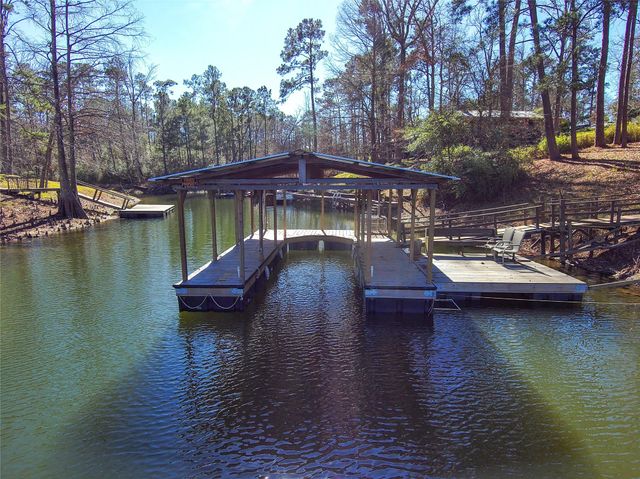 400 Hickory Hill Drive, Burkeville, TX 75932