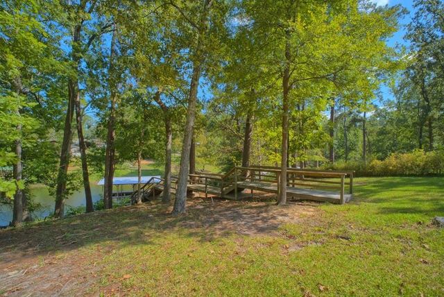 400 Hickory Hill Drive, Burkeville, TX 75932