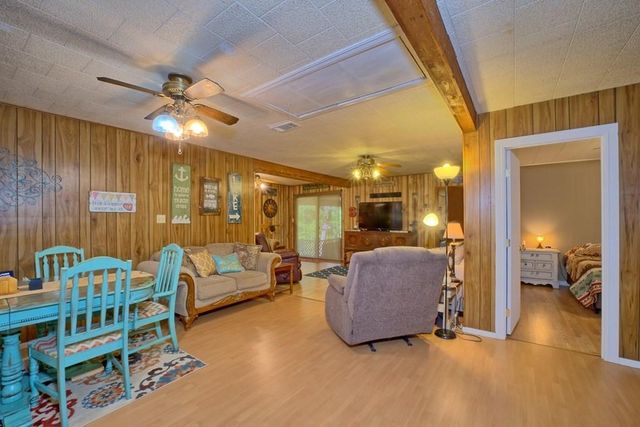 400 Hickory Hill Drive, Burkeville, TX 75932