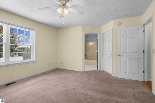 5333 Heritage Way, Traverse City, MI 49685