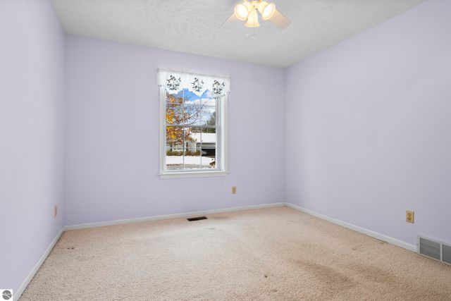 5333 Heritage Way, Traverse City, MI 49685