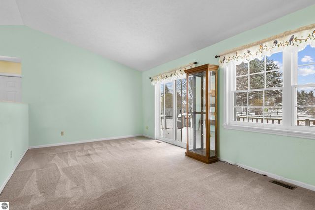 5333 Heritage Way, Traverse City, MI 49685