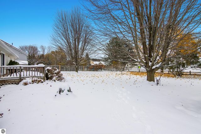 5333 Heritage Way, Traverse City, MI 49685