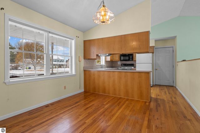 5333 Heritage Way, Traverse City, MI 49685