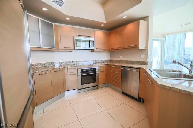 322 KAREN Avenue 1008, Las Vegas, NV 89109