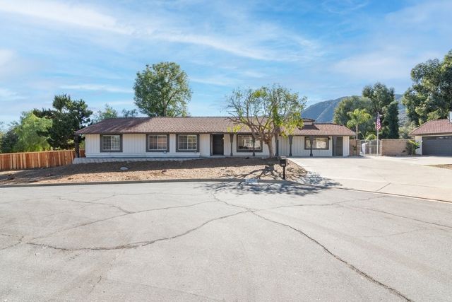 15175 Macias, Lake Elsinore, CA 92530