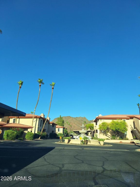 10410 N CAVE CREEK Road 2063, Phoenix, AZ 85020 — photo 5