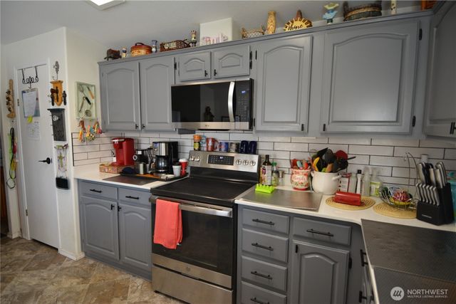 440 W Inlet Lane, Sequim, WA 98382