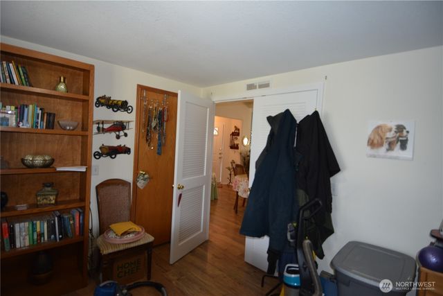 440 W Inlet Lane, Sequim, WA 98382