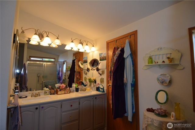 440 W Inlet Lane, Sequim, WA 98382