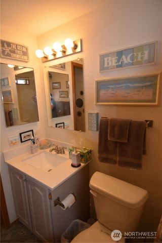 440 W Inlet Lane, Sequim, WA 98382