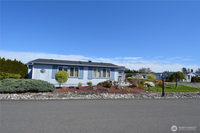 440 W Inlet Lane, Sequim, WA 98382