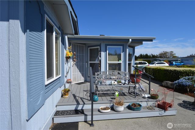 440 W Inlet Lane, Sequim, WA 98382