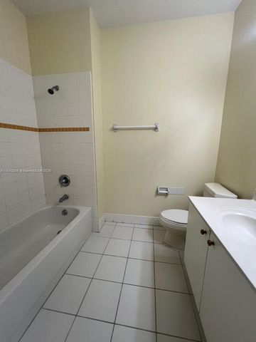 23712 SW 110th Ave, Homestead, FL 33032