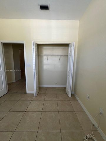 23712 SW 110th Ave, Homestead, FL 33032