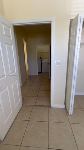 23712 SW 110th Ave, Homestead, FL 33032