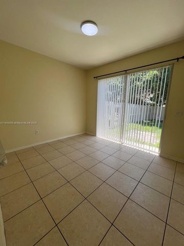 23712 SW 110th Ave, Homestead, FL 33032