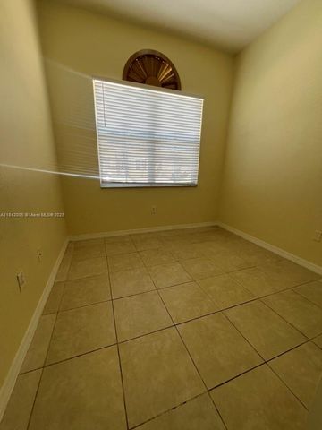 23712 SW 110th Ave, Homestead, FL 33032