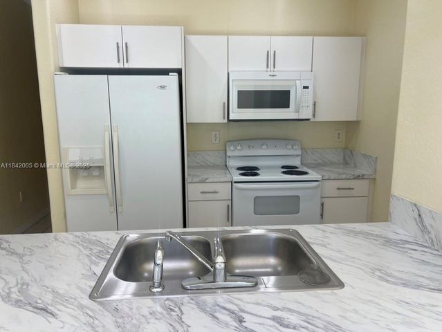 23712 SW 110th Ave, Homestead, FL 33032