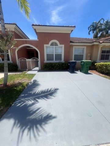 23712 SW 110th Ave, Homestead, FL 33032